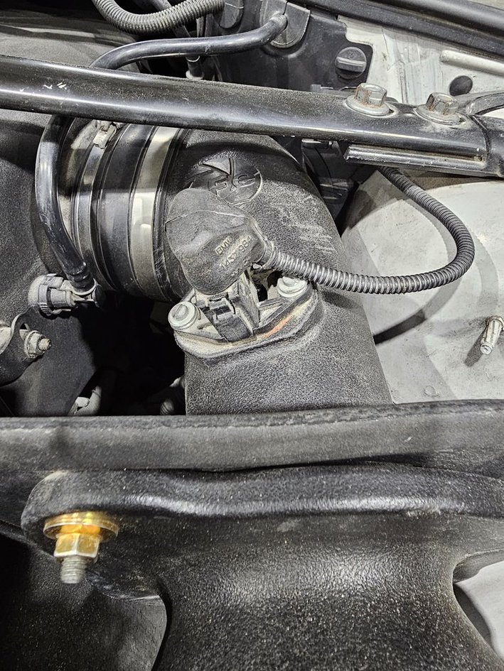 How do you know if you have a bad mass air flow sensor, and what steps does ABR Houston take to fix it?