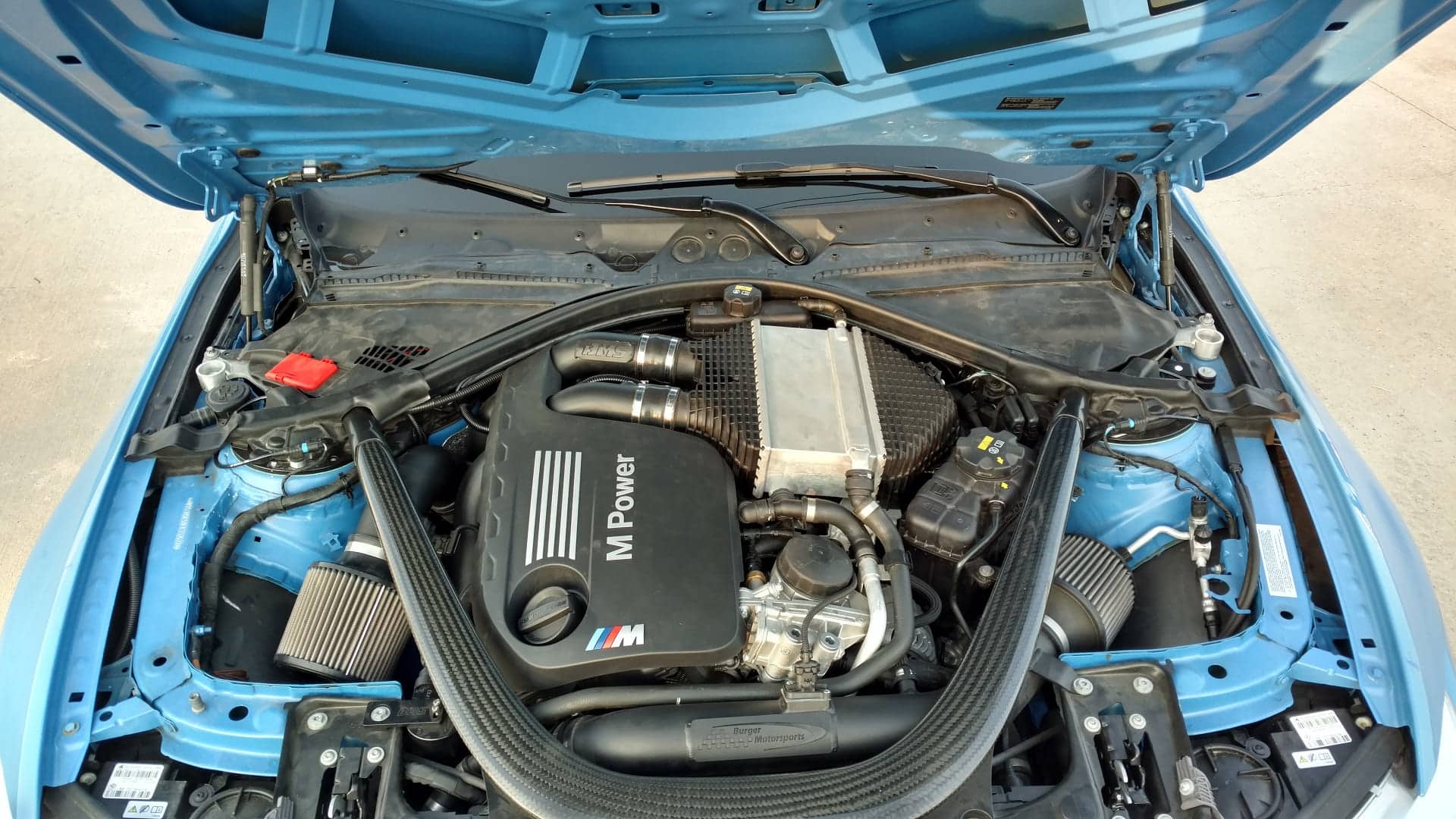 What are common symptoms of a failing mass air flow sensor, and how does ABR Houston diagnose this issue?